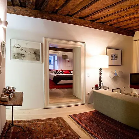 Fishsquare Apartment *