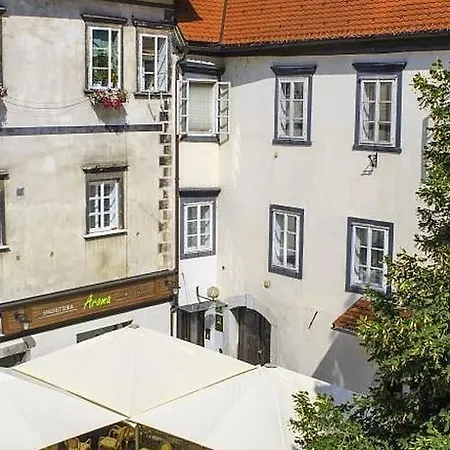 Fishsquare Apartmán