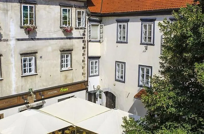 Fishsquare Apartament